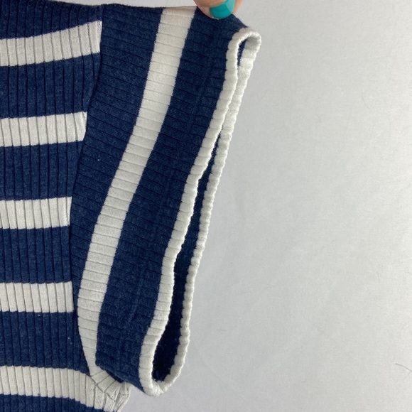 Mountain Hard Wear Stripped T-Shirt with Cut Out Back - Picture 5 of 7